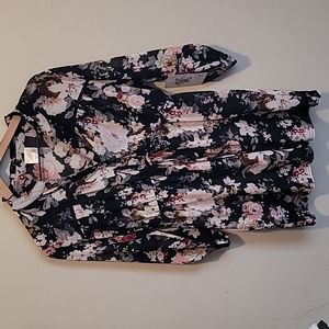 🏷 NWT SIREN LILY FLORAL SHEER MATERNITY TOP MEDIUM